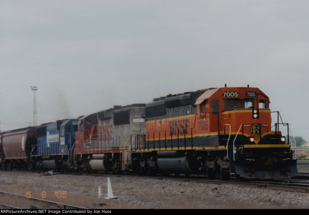 BNSF 7005 East